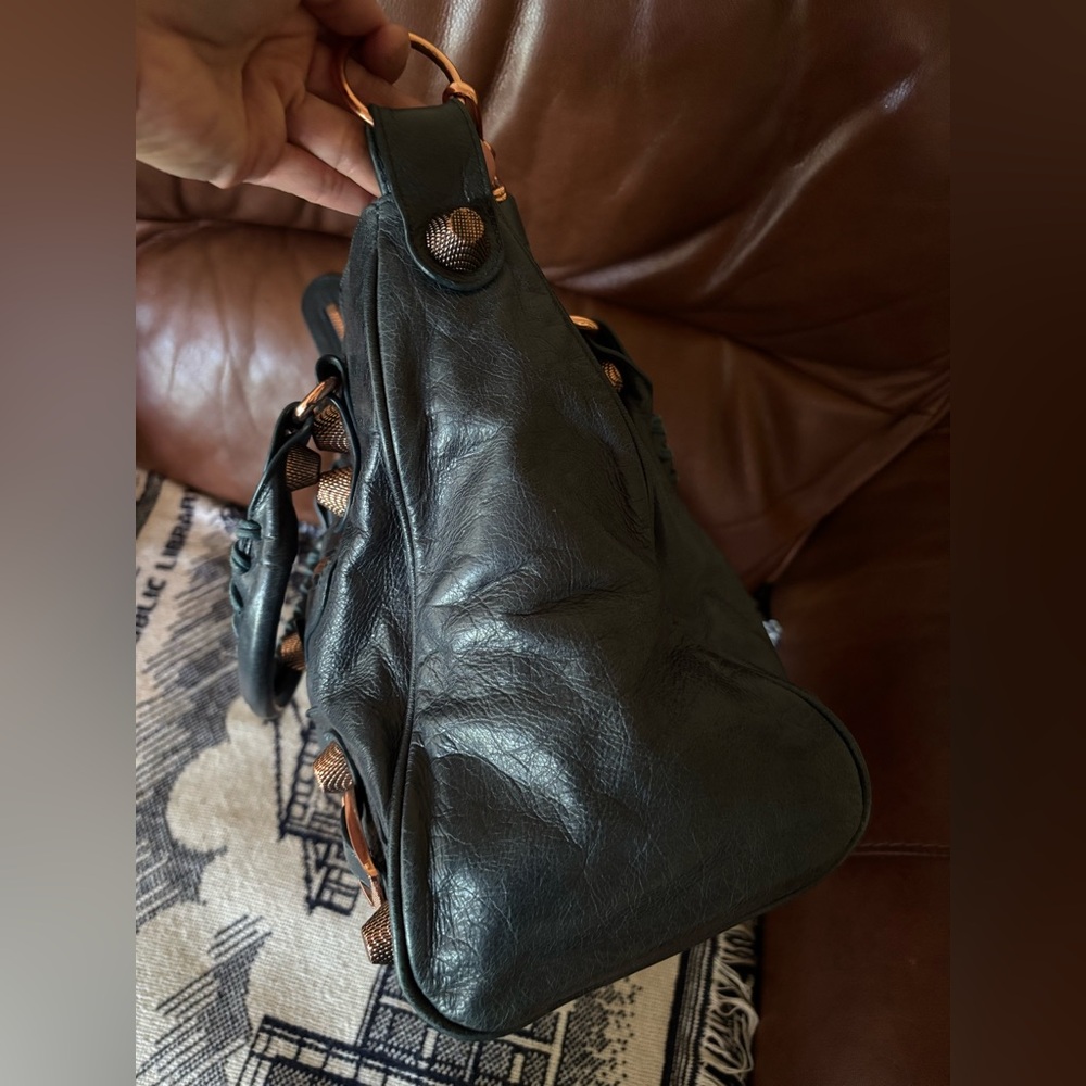 Balenciaga Motorcycle Classic City Bag, White - Picture 6 of 14